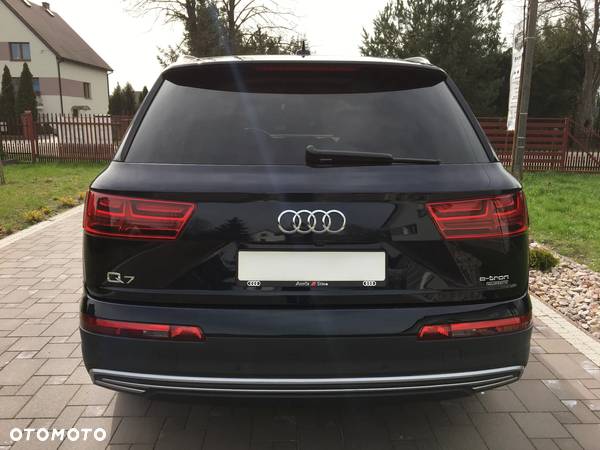 Audi Q7 e-tron 3.0 TDI Quattro Tiptr - 4