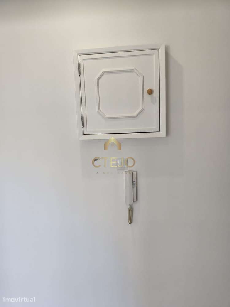 Apartamento T3 totalmente remodelado-26