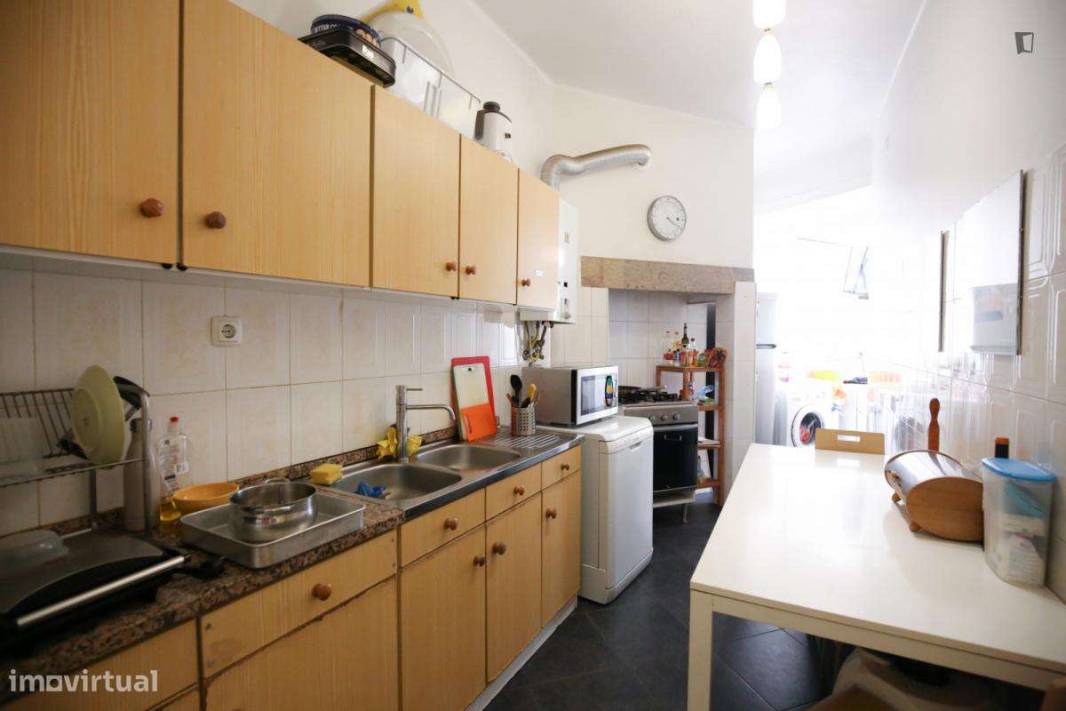 Quarto - localizado em Arroios Lisbon - Grande imagem: 5/9