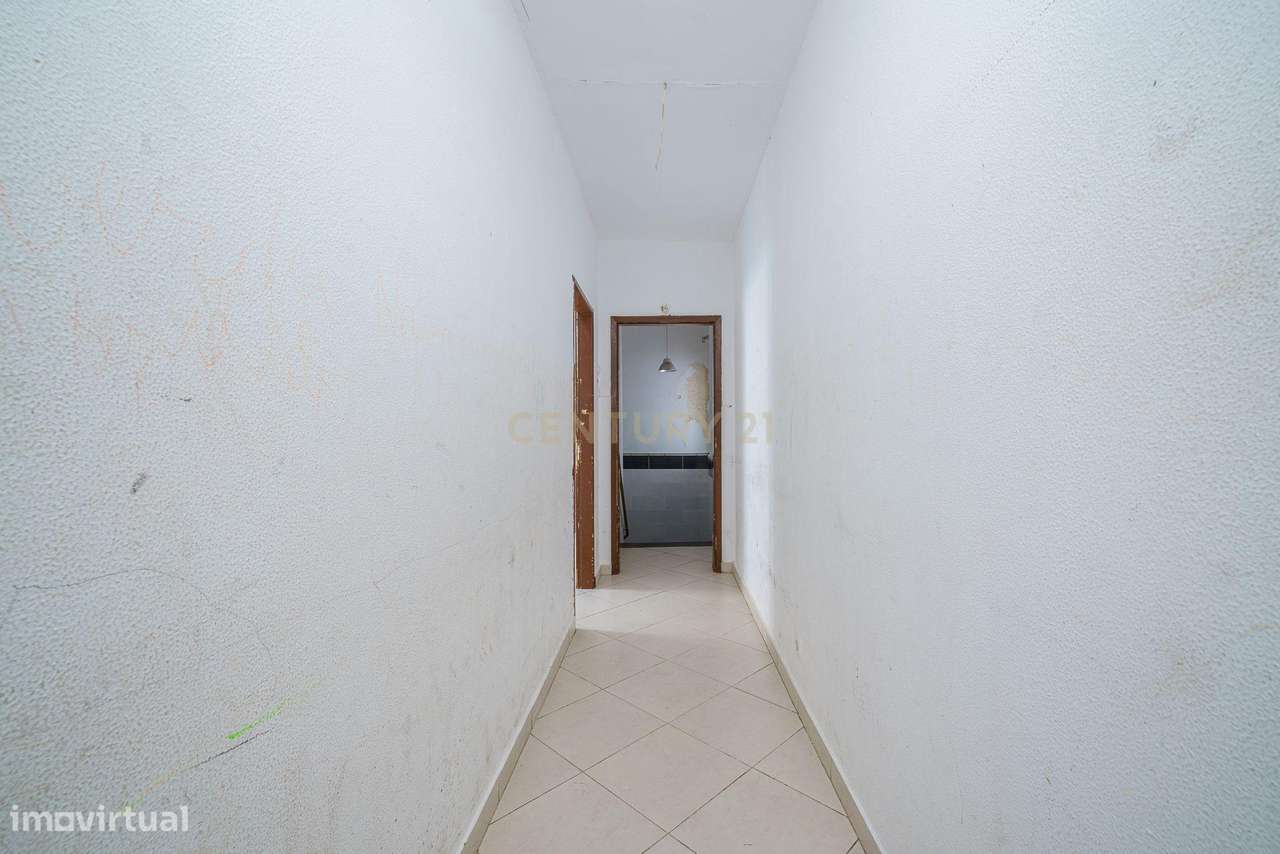 APARTAMENTO T6 NO CORAÇÃO DA CIDADE, EM SETÚBAL-8