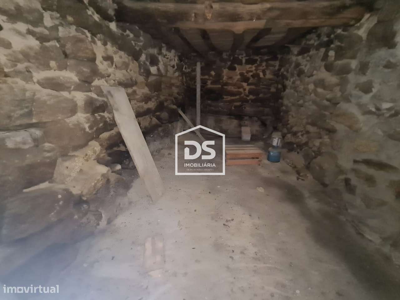 Moradia T3 Venda em Aricera e Goujoim,Armamar-28