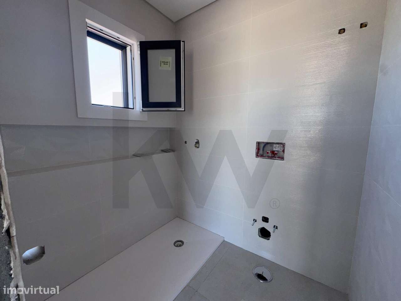 Moradia Geminada T3 com 2 suites, centro Fernão Ferro-17