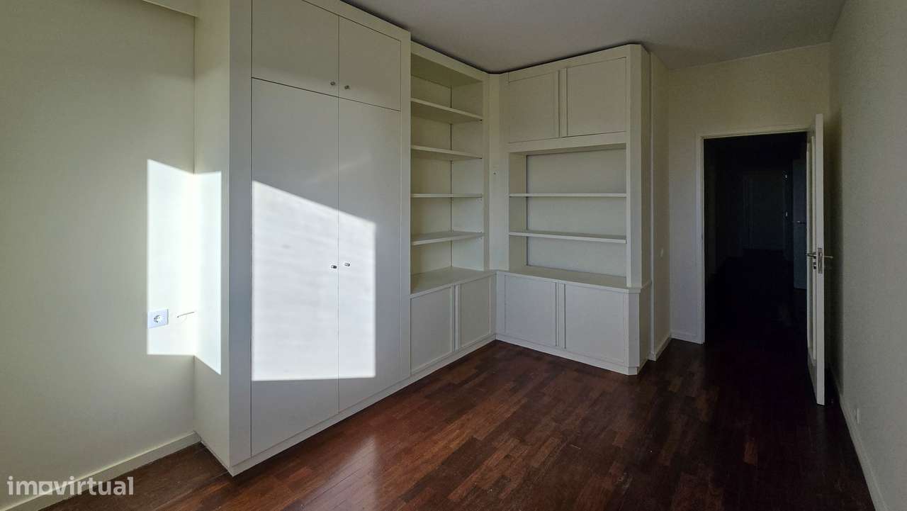 T4 Edificios Aviz Porto 257,5m2 Vistas Mar-18