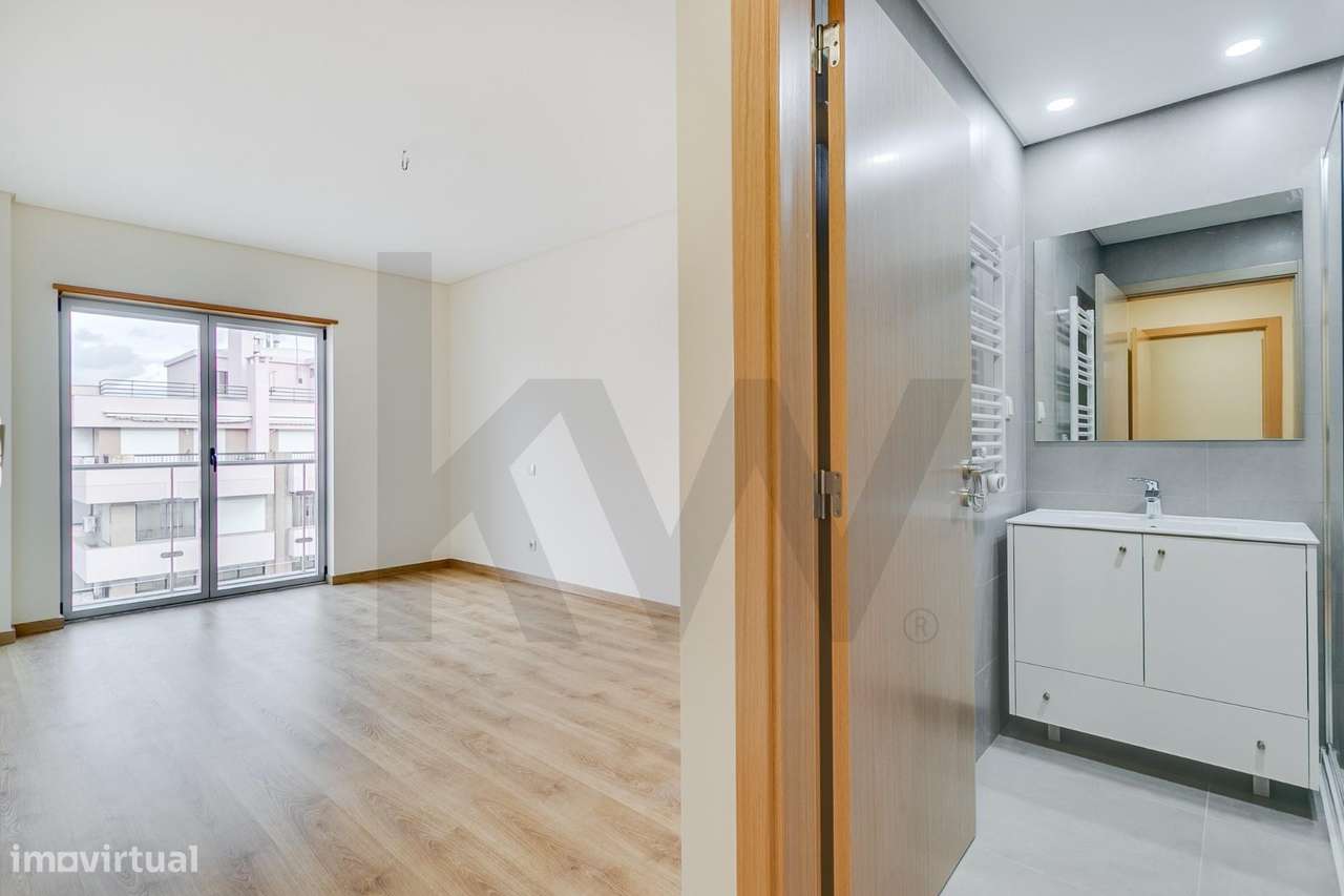 Edifício LUZ 81, com apartamentos T2 e T3 em São Domingos de Benfica,-20