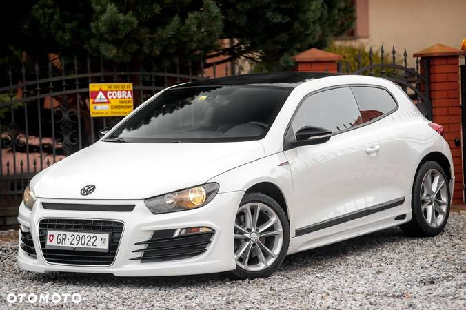 Volkswagen Scirocco 2.0 TSI - 11