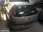 Opel Corsa C 1.0i de 2004 para peças - 2