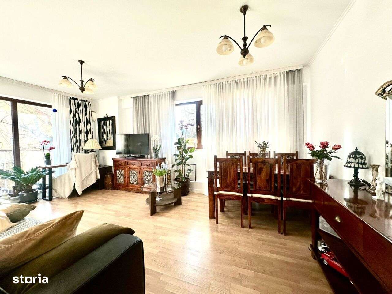 Vanzare 4 camere 149 mpc+curte 139 mp+4 locuri de parcare subterana - Imagine principală: 5/19