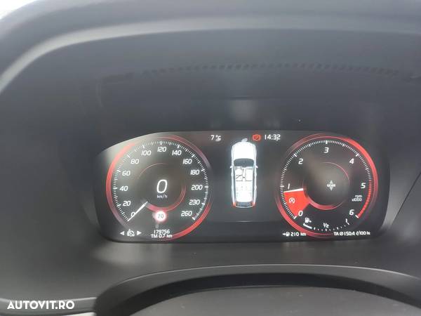 Volvo V90 D3 Momentum Pro - 10