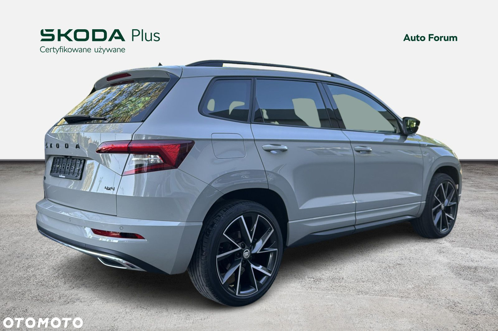 Skoda Karoq 2.0 TDI SCR 4x4 Sportline DSG - 6