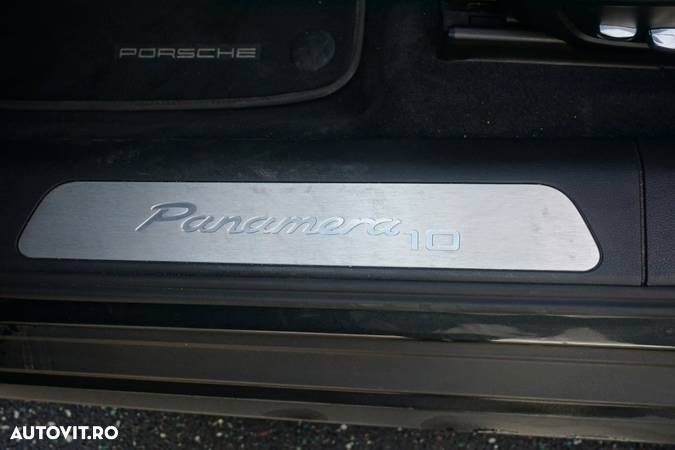 Porsche Panamera - 20