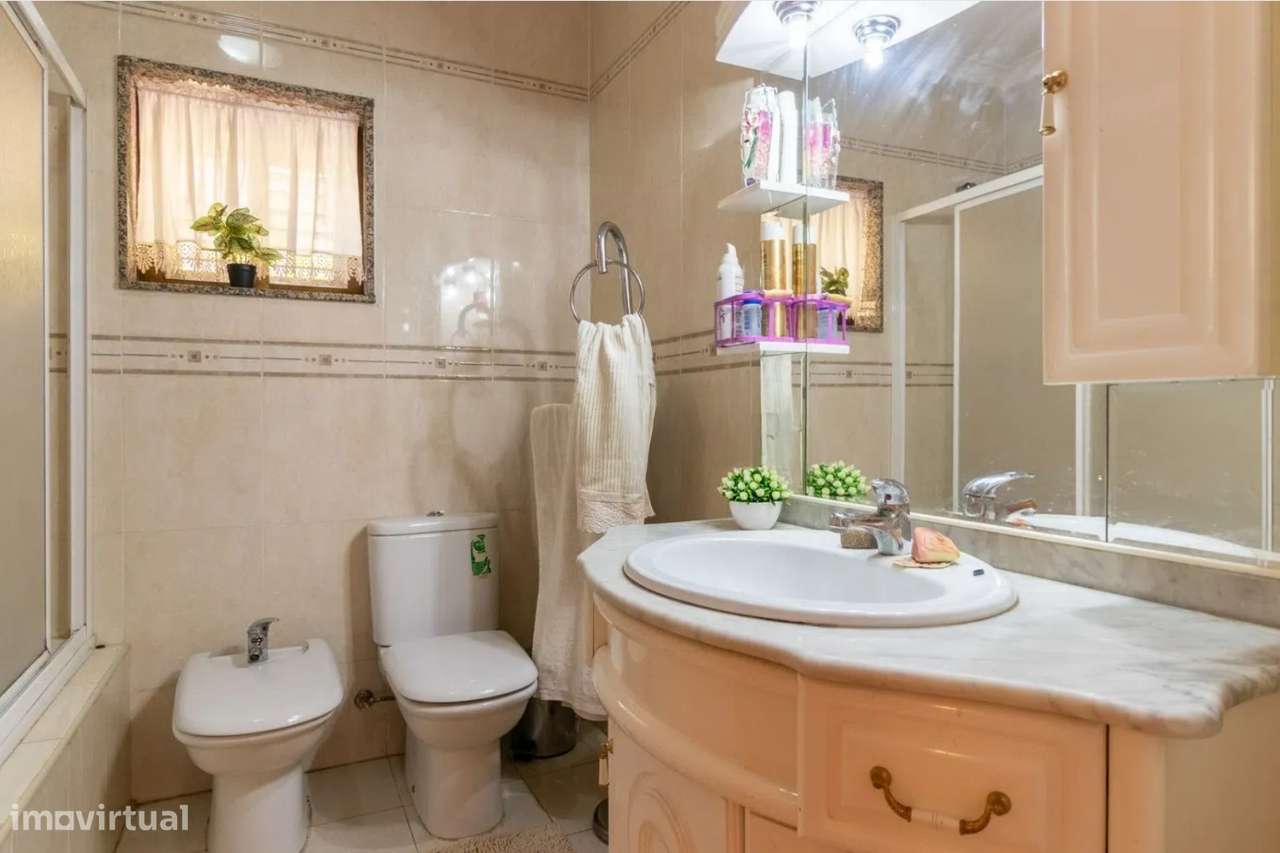 Quinta com vinha e Produção de vinhos em Freixo de Baixo Amarante-5