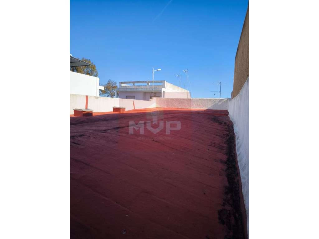 Moradia T2 no centro da Fuseta-31