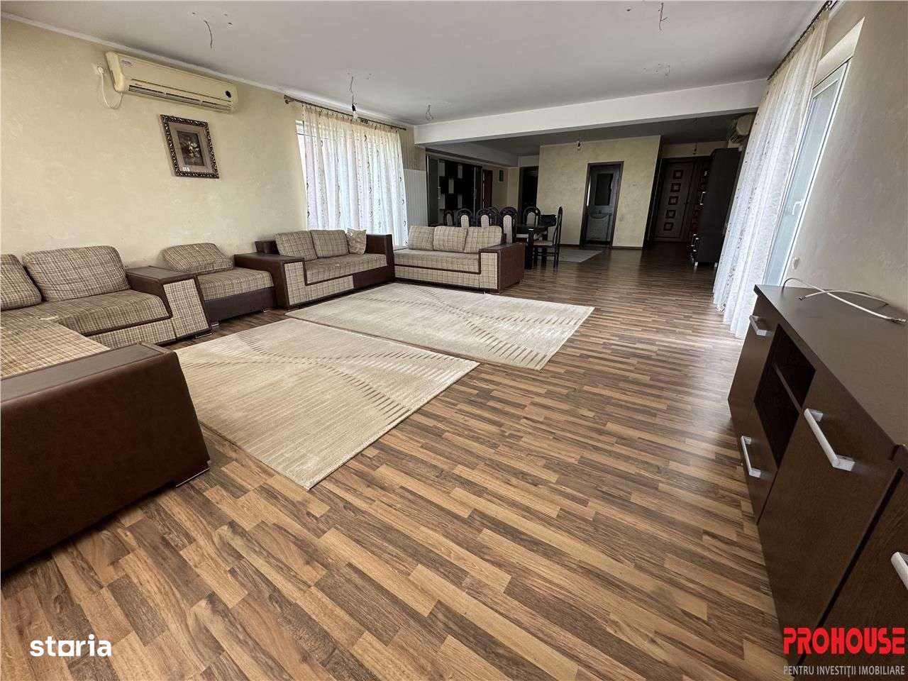 PENTHOUSE - Zona Arena Mall - 294mp-1
