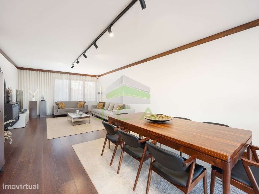 Excelente apartamento T4 com terraço e piscina-3