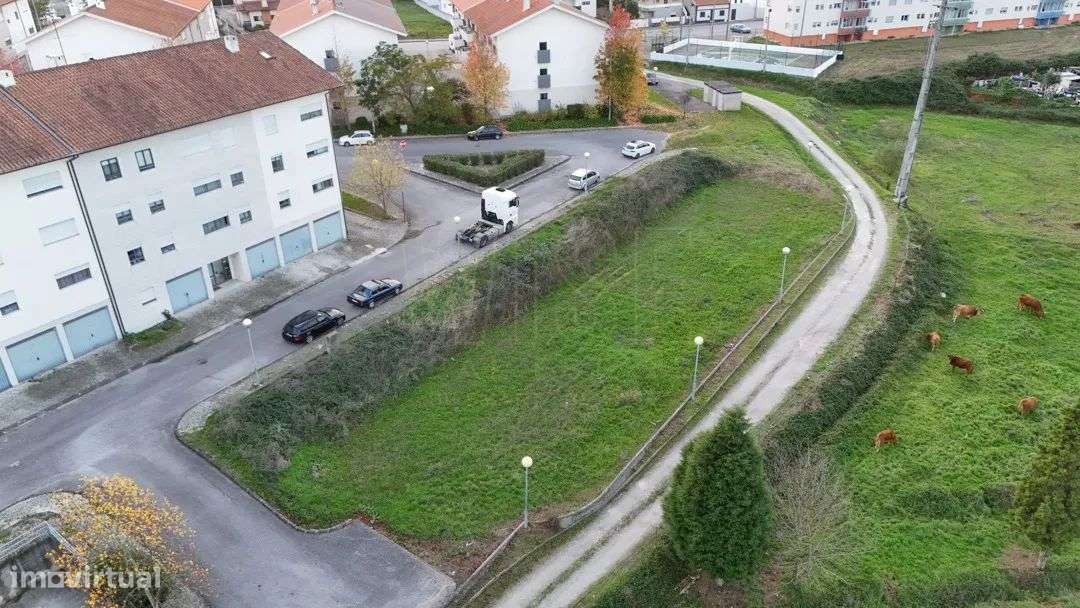 Lote de terreno para prédio - Grande imagem: 2/14