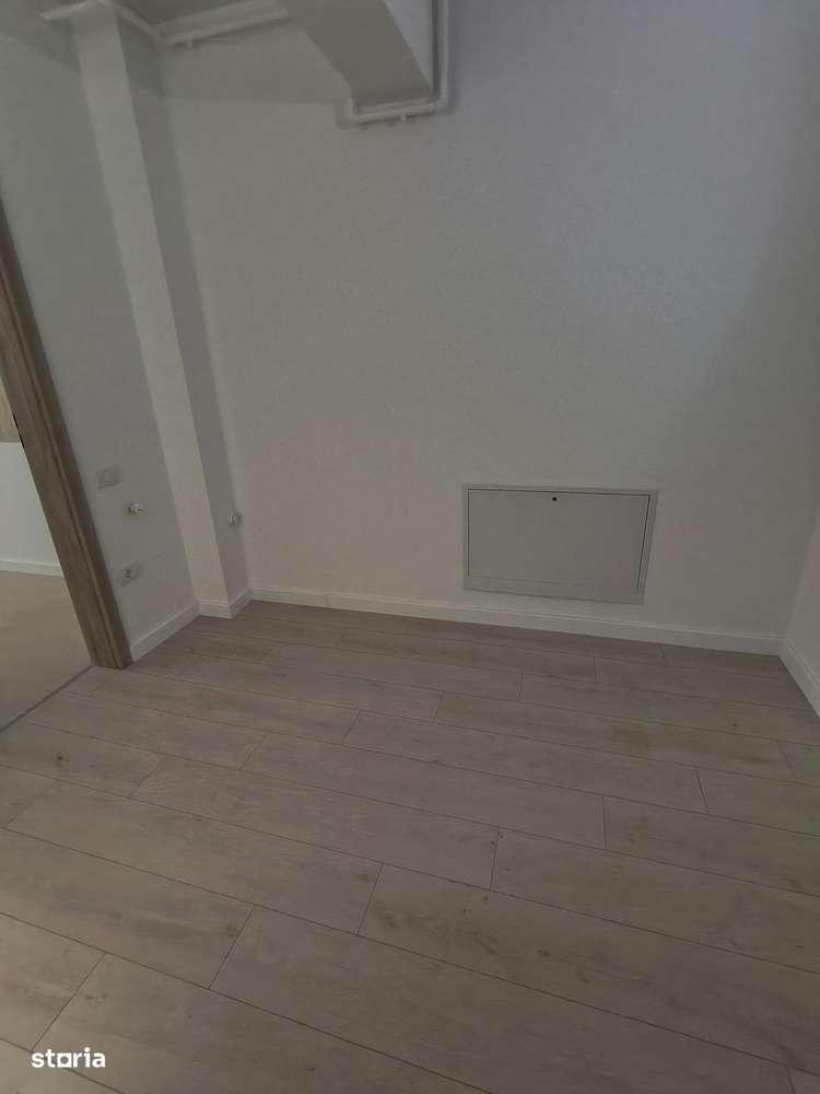 Garsoniera langa Metrou, pe parter birou sau locuit cu mobila dvs - Imagine principală: 4/7