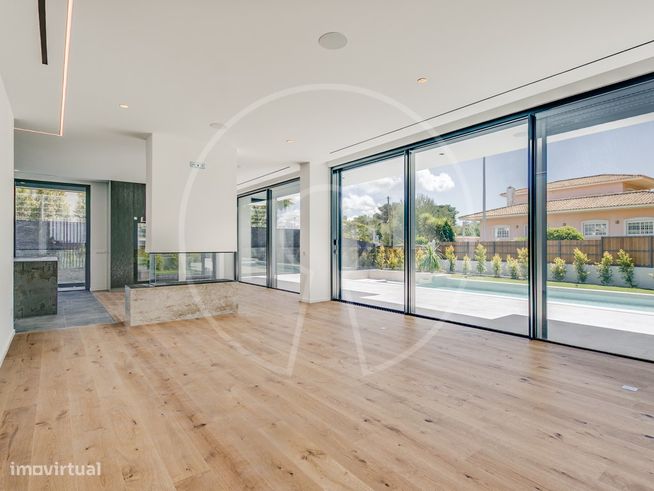 Luxuosa moradia T6 contemporânea em Birre-10
