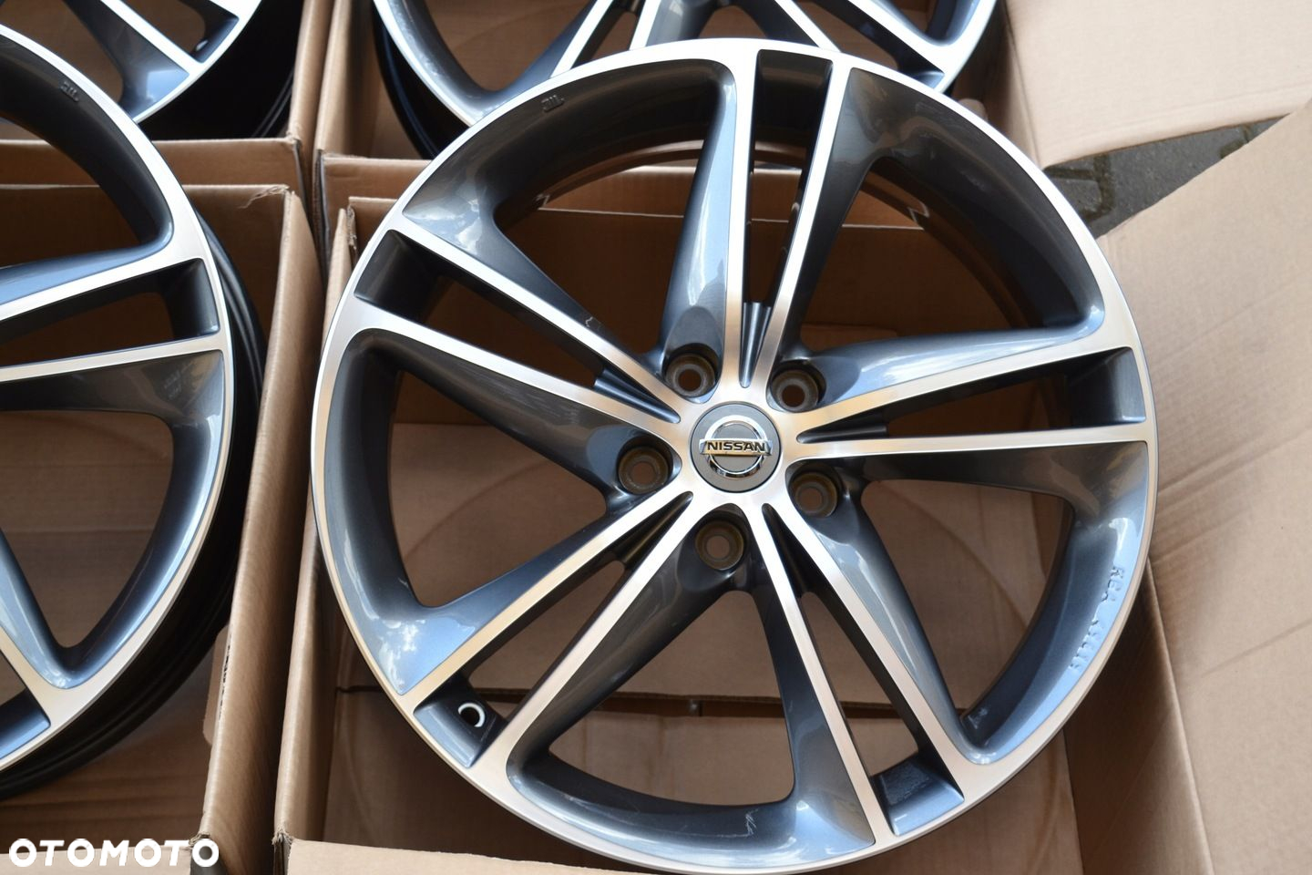 Felgi 19" 5x114,3 NOWE ORYGINAŁ NISSAN QASHQAI J11 J12 - 5