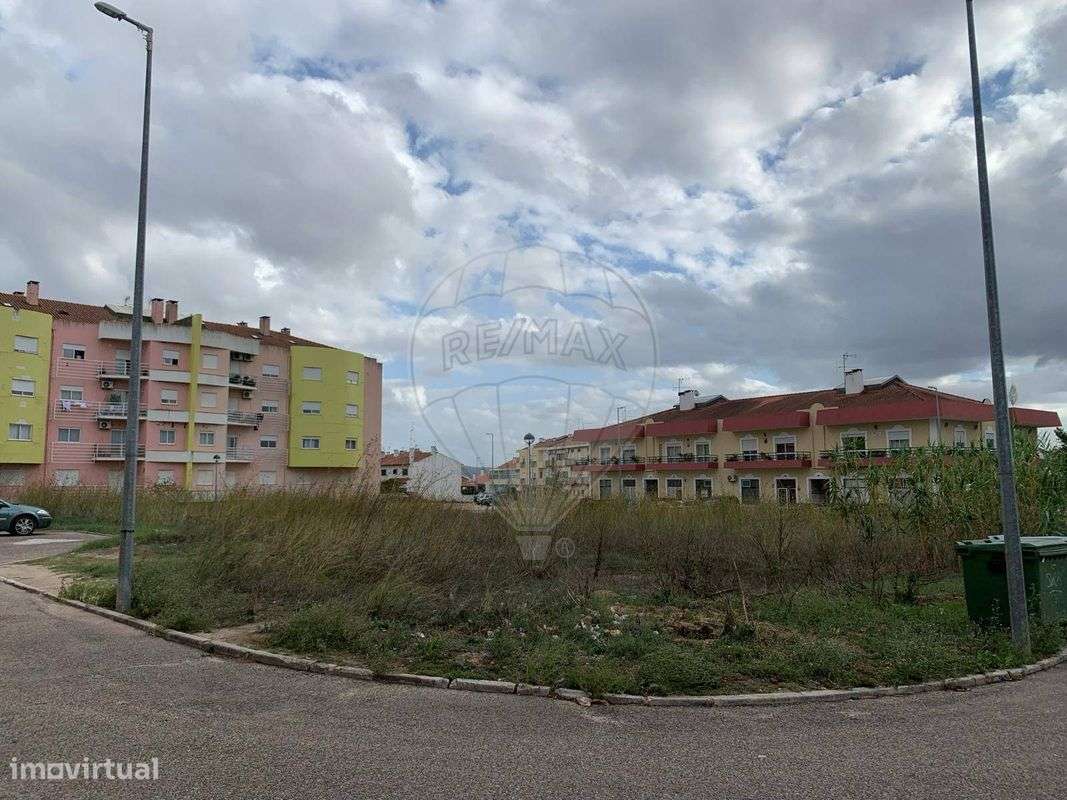 Terreno  para venda - Grande imagem: 2/3