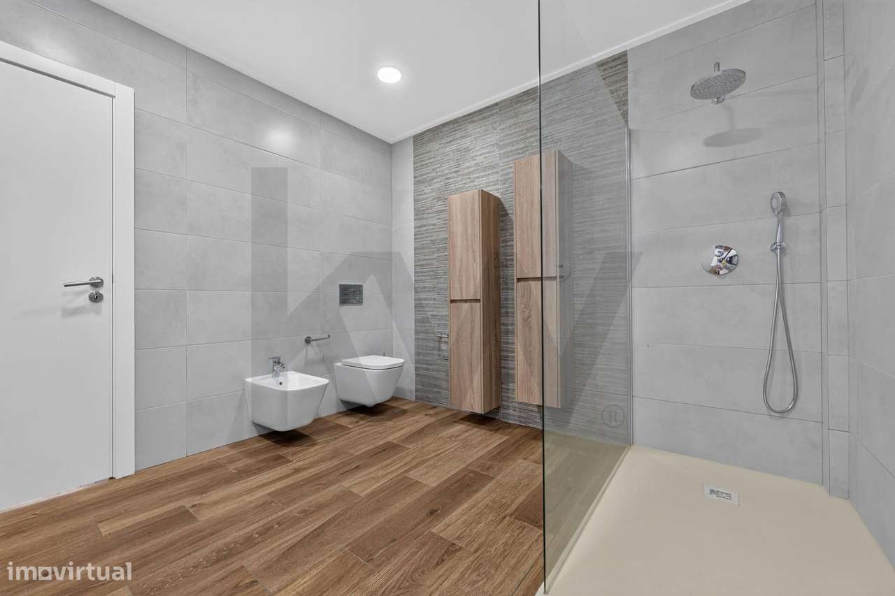 Moradia T5 com piscina e mais de 8.000 m2 de terreno | Seramena, Sobra-56