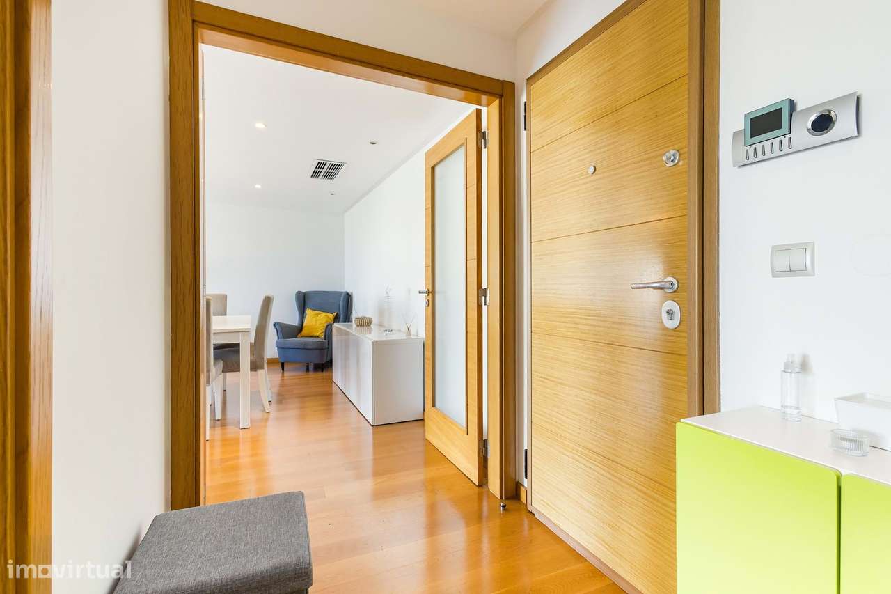 T2 em Paço de Arcos com Box, Varanda e Vista - Grande imagem: 4/30