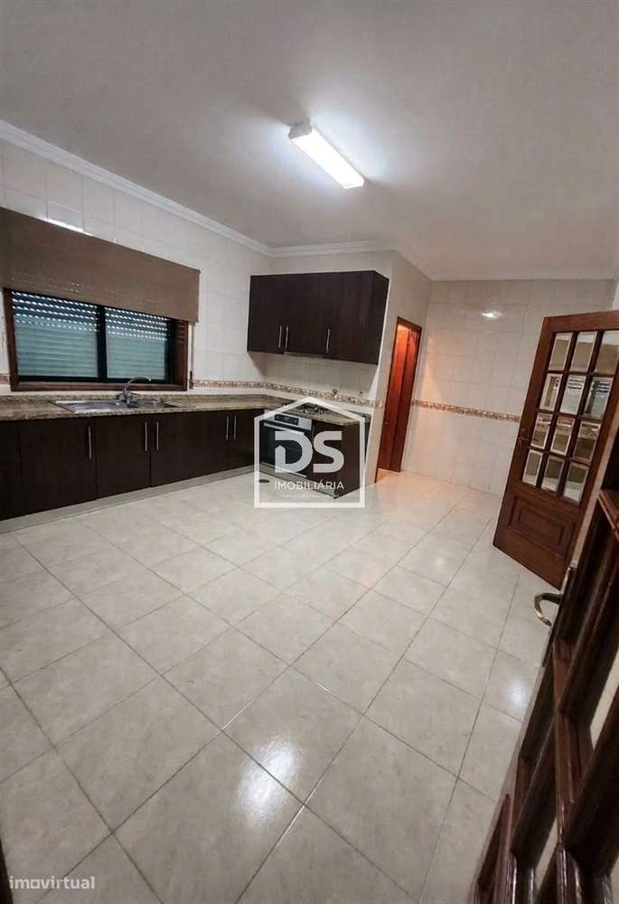Apartamento T3 Venda em Nespereira e Casais,Lousada-23