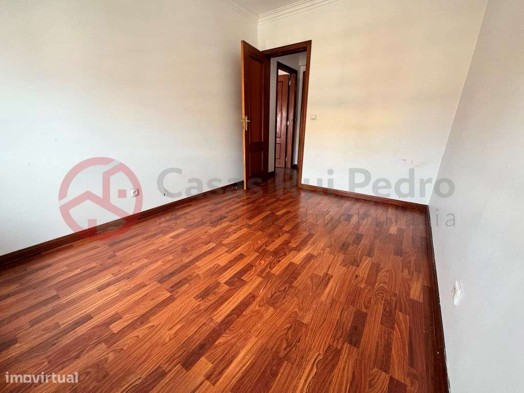 Apartamento T3 com garagem e arrecadação em Santa Marta do Pinhal, ...-28