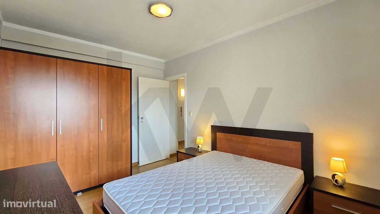 Apartamento T3 renovado no centro de Albergaria-10