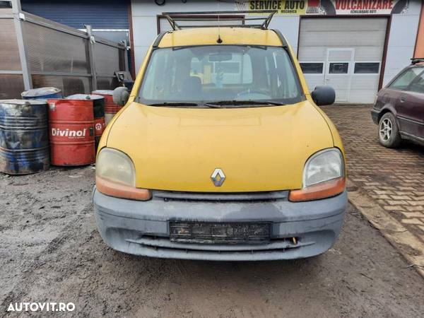 Dezmembrez Renault Kangoo 1.9Diesel 2001 - 1