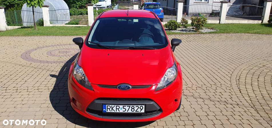 Ford Fiesta 1.25 Ambiente - 8