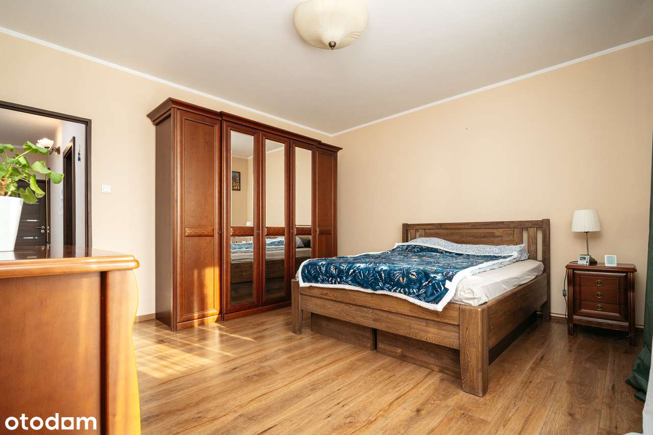 Zadbany , gotowy do  zamieszkania dom na Ołtaszynie-12