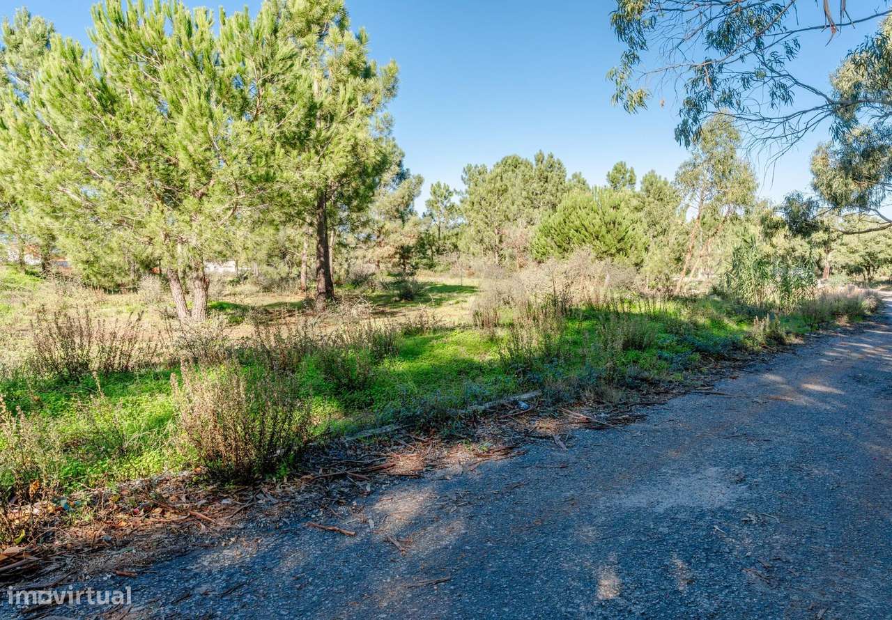 Terreno Urbano para Construção, Santo António da Charneca, Barreiro-4