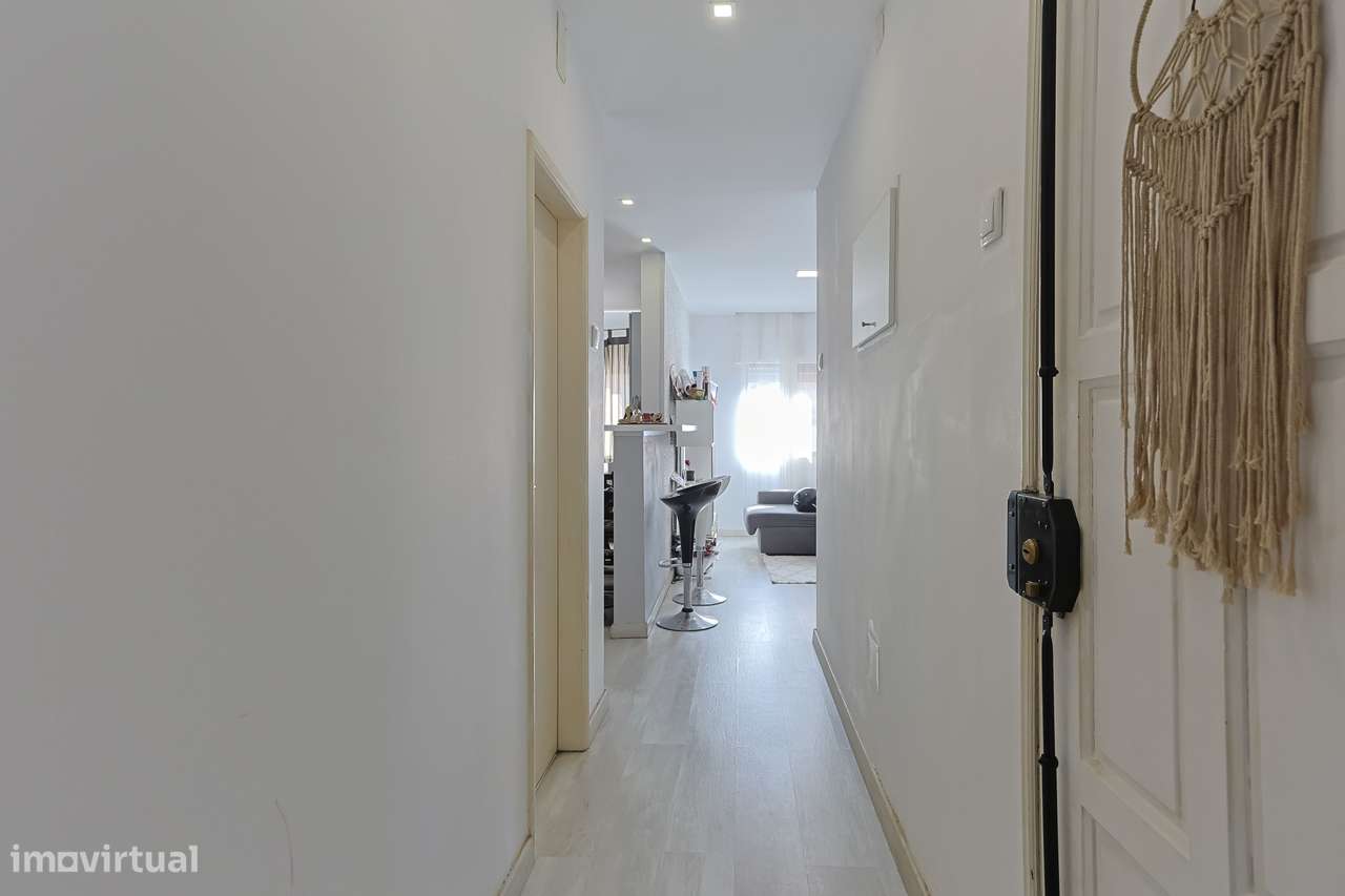 Apartamento T1 Remodelado-10