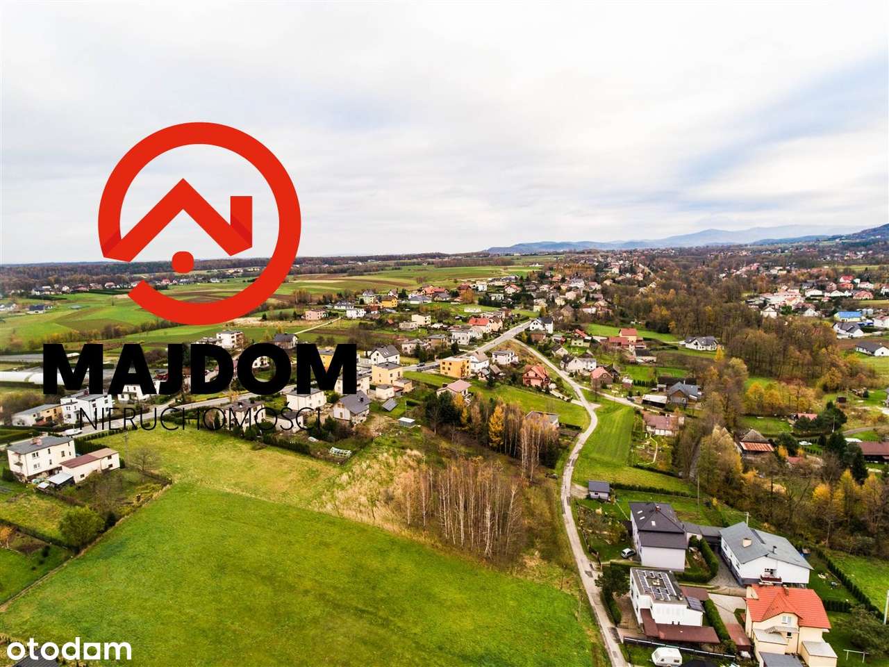 Działka niedaleko centrum miejscowości - Pełny obrazek: 5/13