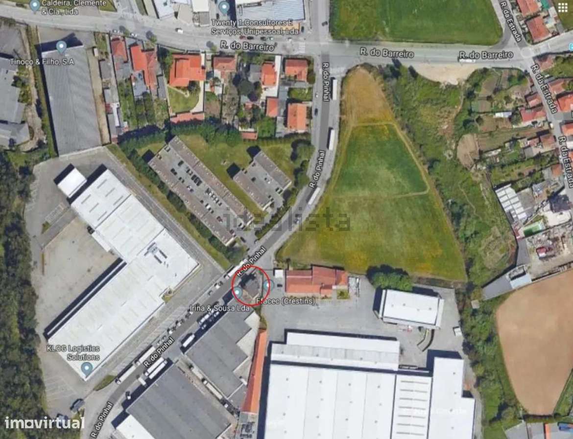 Armazém / Serviços na rua do Pinhal a 1 minuto do aeroporto - Grande imagem: 4/5