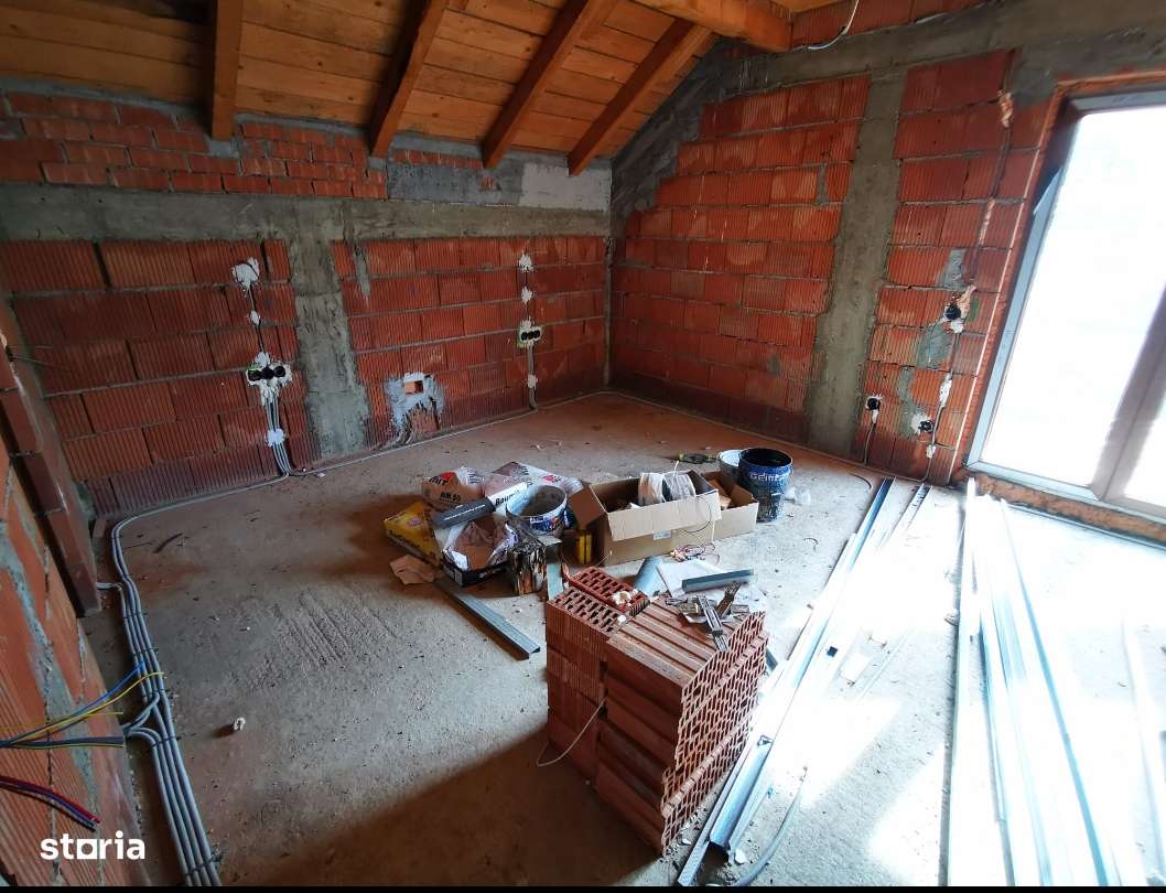 Casa in Valea Jelnei , 295 mp - Imagine principală: 5/20