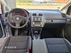 Volkswagen Touran 1.9 TDI Trendline DSG - 15