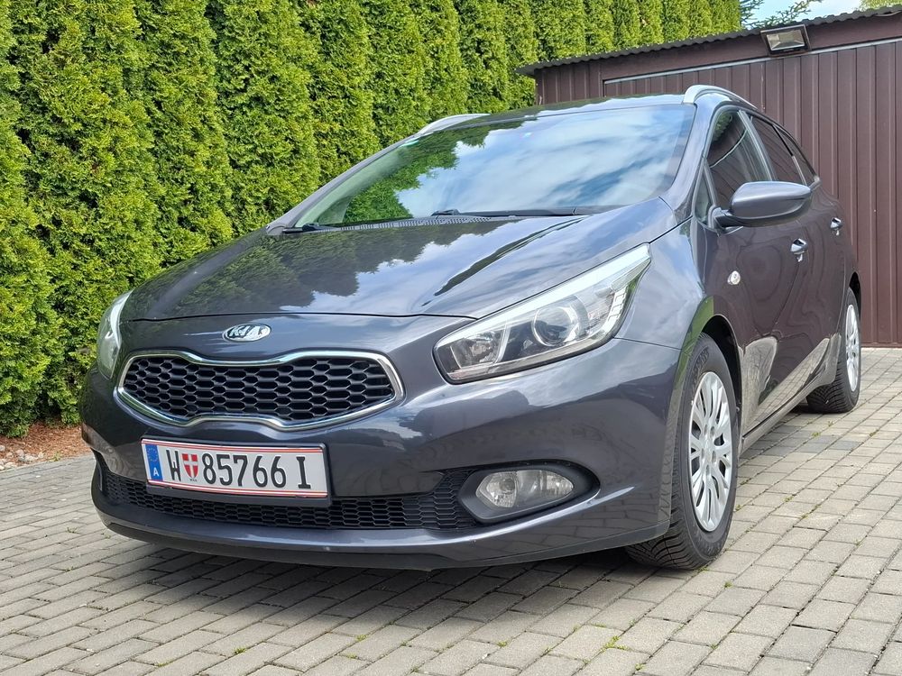 Kia Ceed II (2012-) 1.6 CRDi 128 Vision 2013