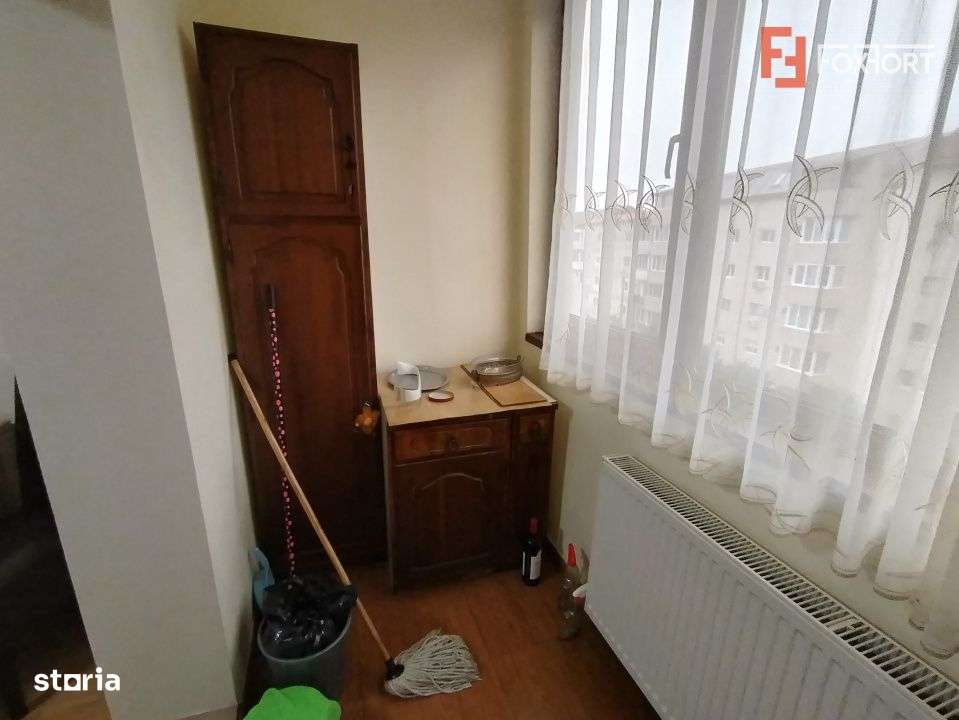 Apartament cu 3 camere de inchiriat in zona Soarelui-11
