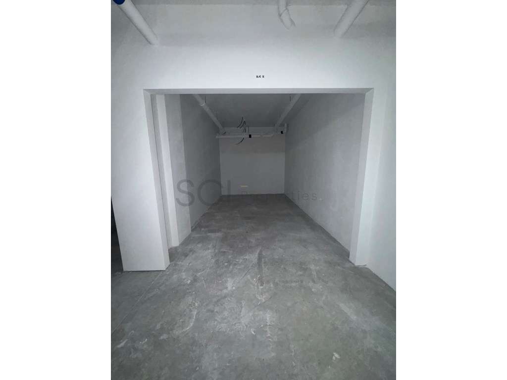Apartamento T2 Quinta Santa Teresa Parqueamento Arrecadação-21