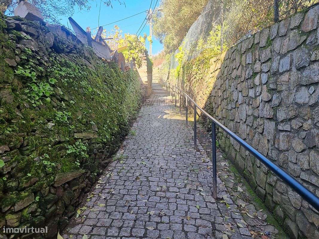 Moradia T2 para venda-17