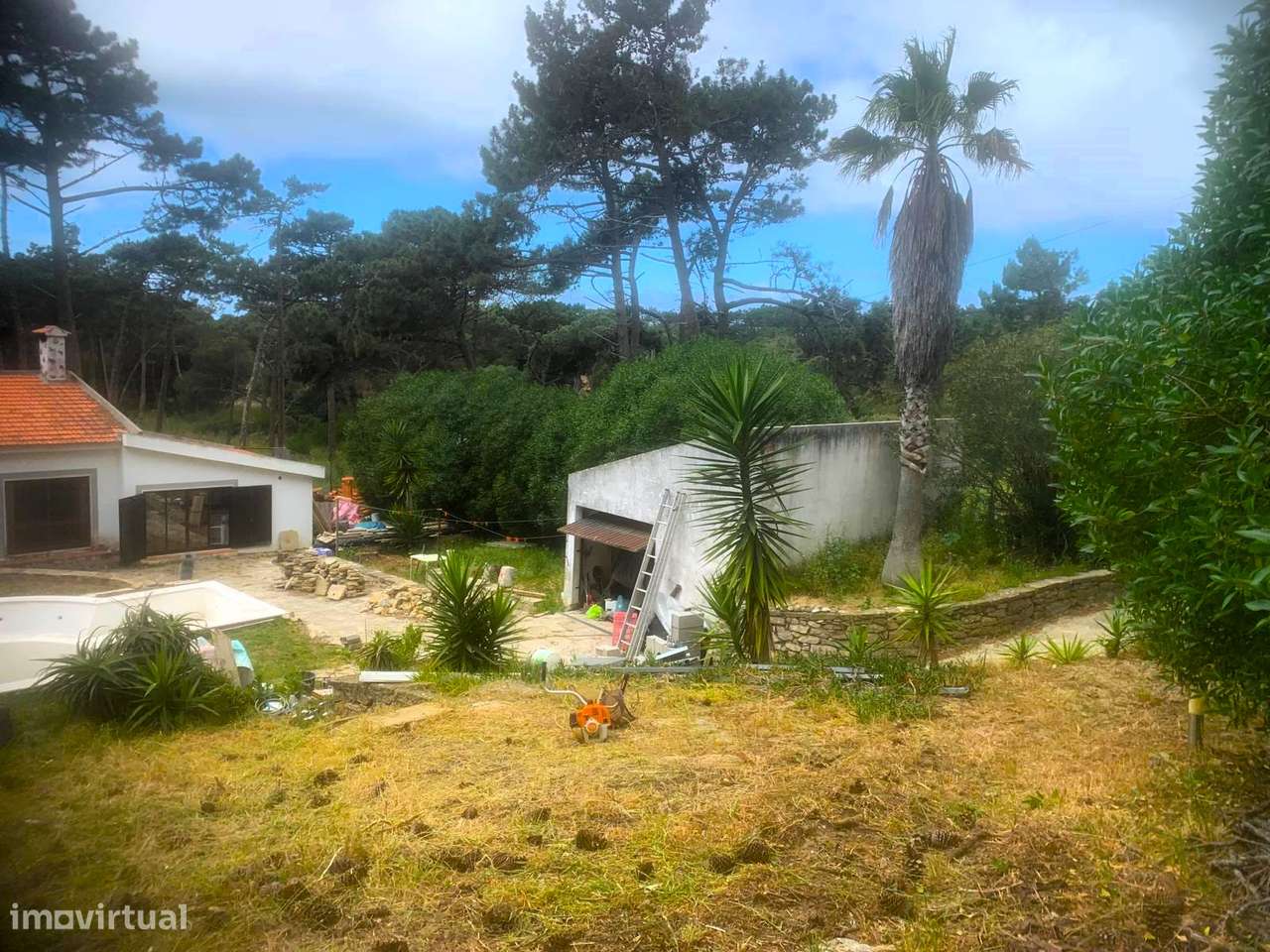 Moradia Térrea Praia das Maçãs | Terreno 1360m², Piscina e Garagem - Grande imagem: 3/6