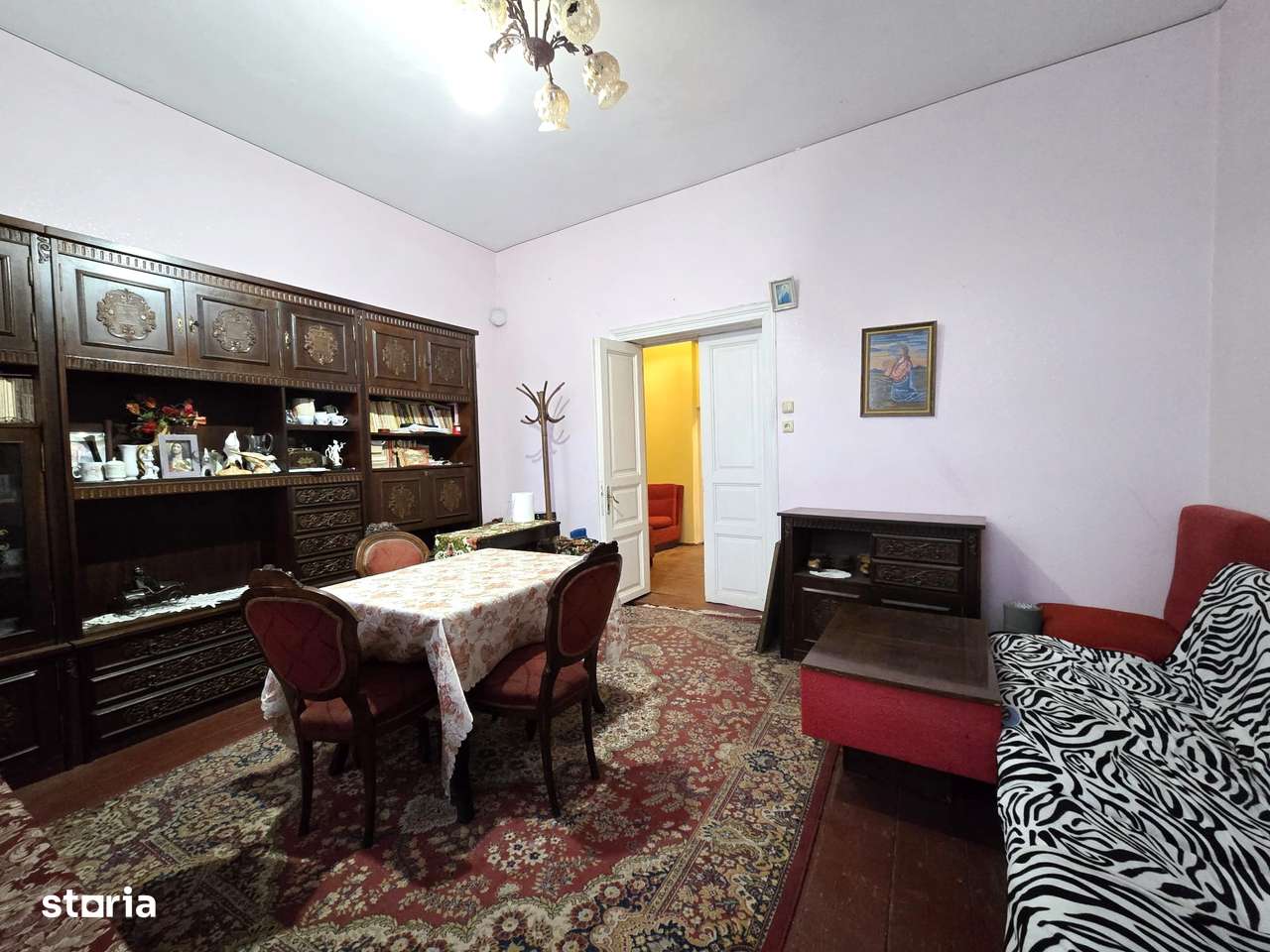 Casa boiereasca, strada Democratiei, pretabila cabinet medical - Imagine principală: 4/10