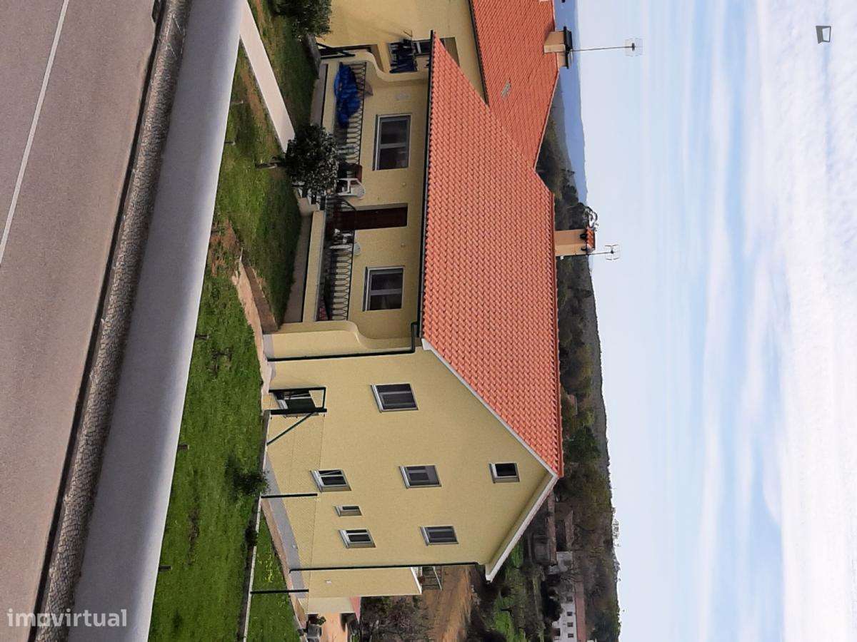 Casa com 1 quartos - localizado em Leiria - Grande imagem: 2/8