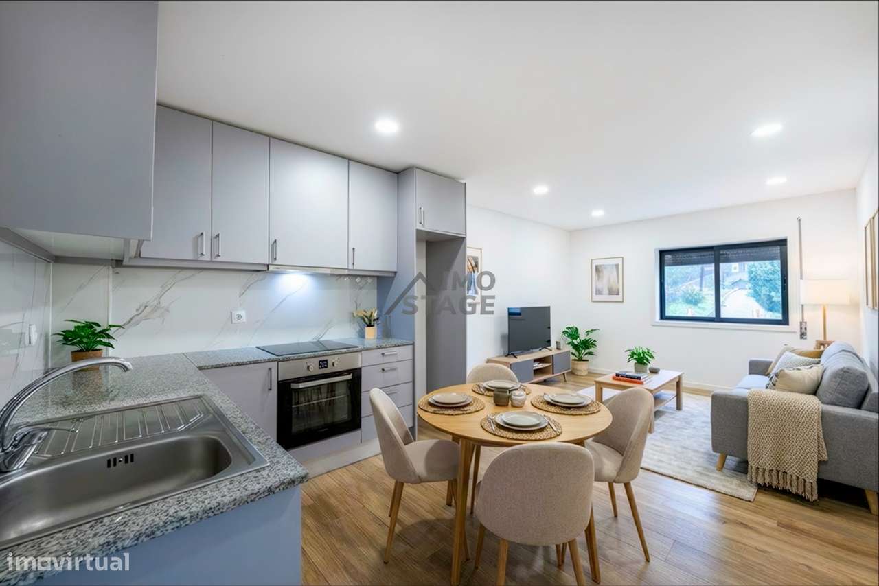 Moradia Bi-Familiar Renovada | Ermesinde – Santa Rita T1+1 e T2-29