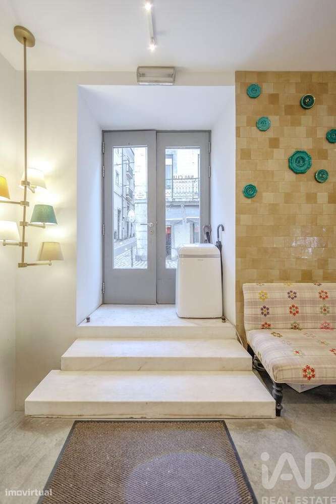 Loja / Estabelecimento Comercial T1 em Misericórdia de 57,00 m2 - Grande imagem: 3/29