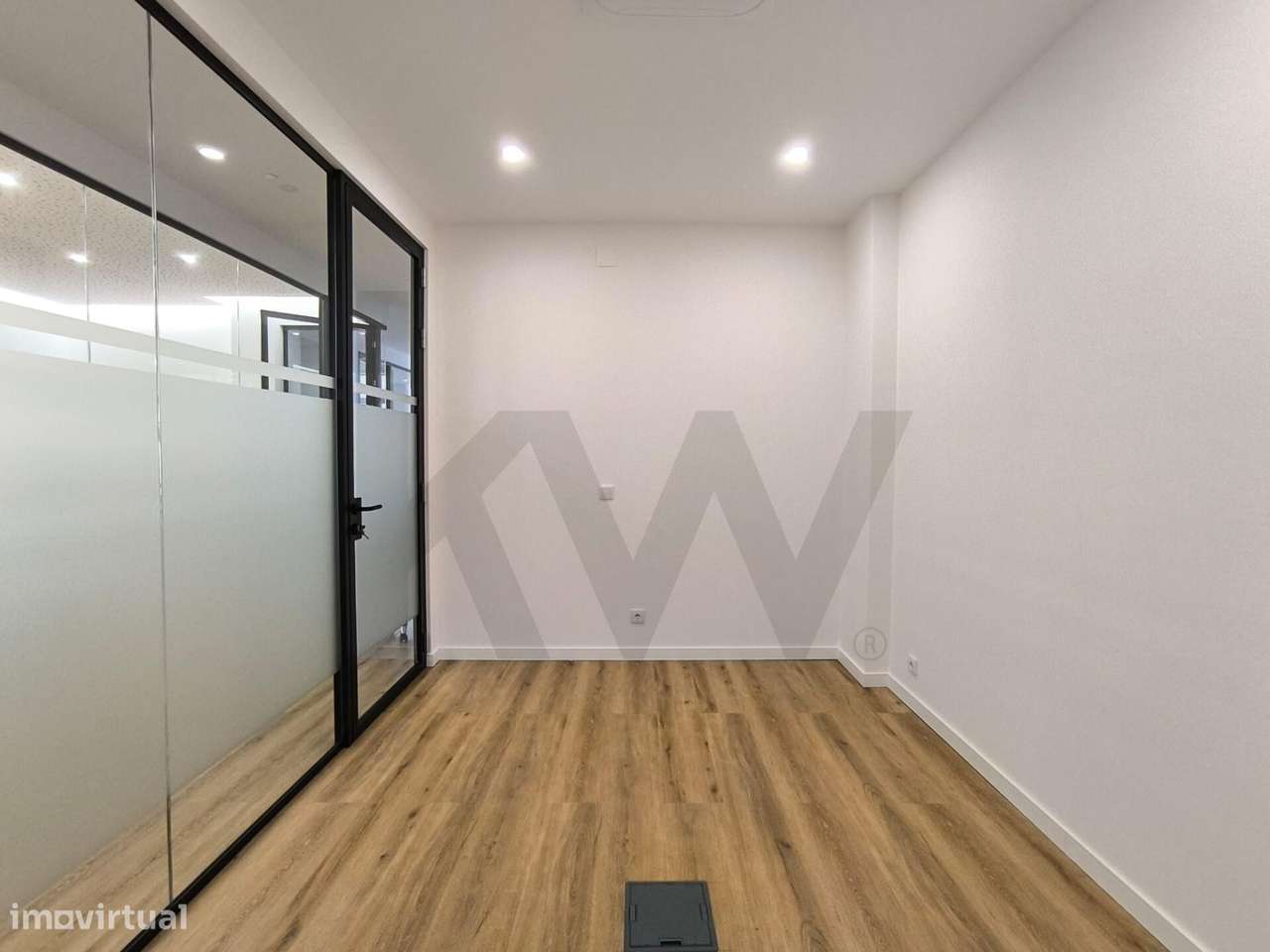 Sala para arrendamento em escritório de advogados - Grande imagem: 4/23