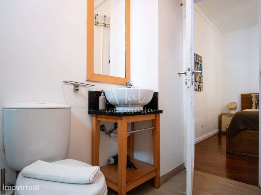 Apartamento T3 com Licença de Alojamento Local - Lisboa-26