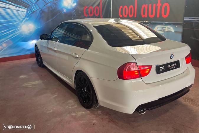 BMW 318 d Pack M - 14