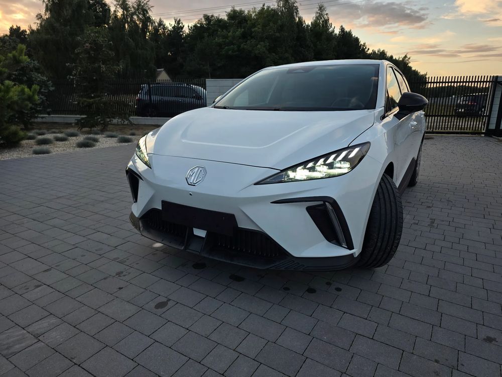MG MG4 Luxury 64 kWh 2023
